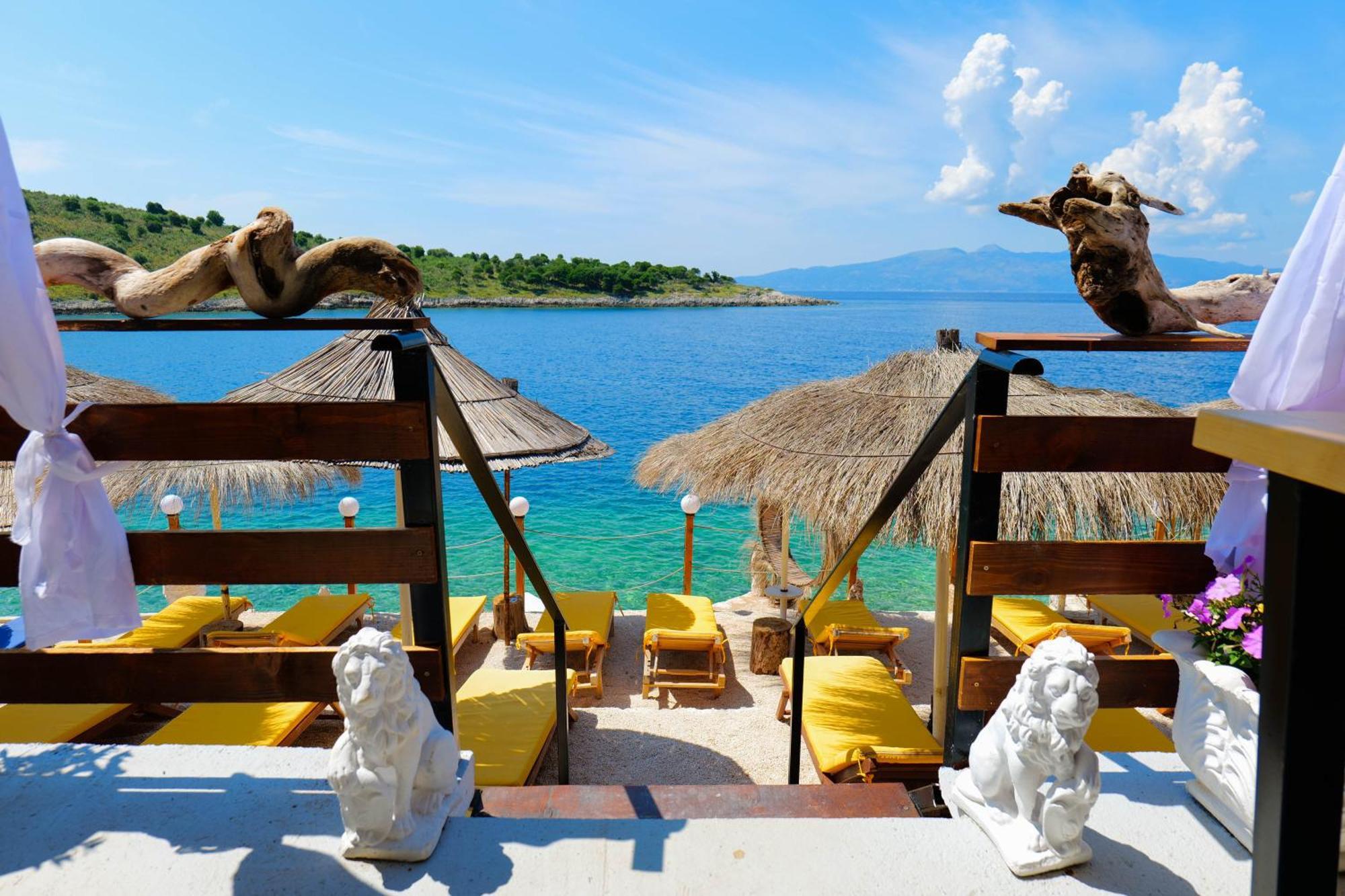 Nili Deluxe Hotel Sarande Ngoại thất bức ảnh