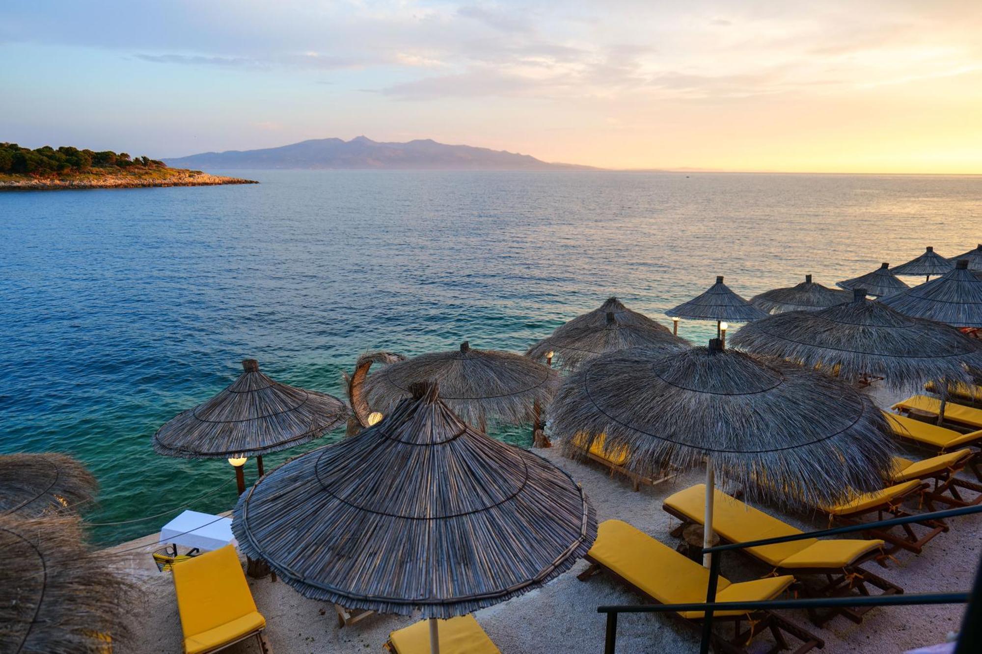 Nili Deluxe Hotel Sarande Ngoại thất bức ảnh
