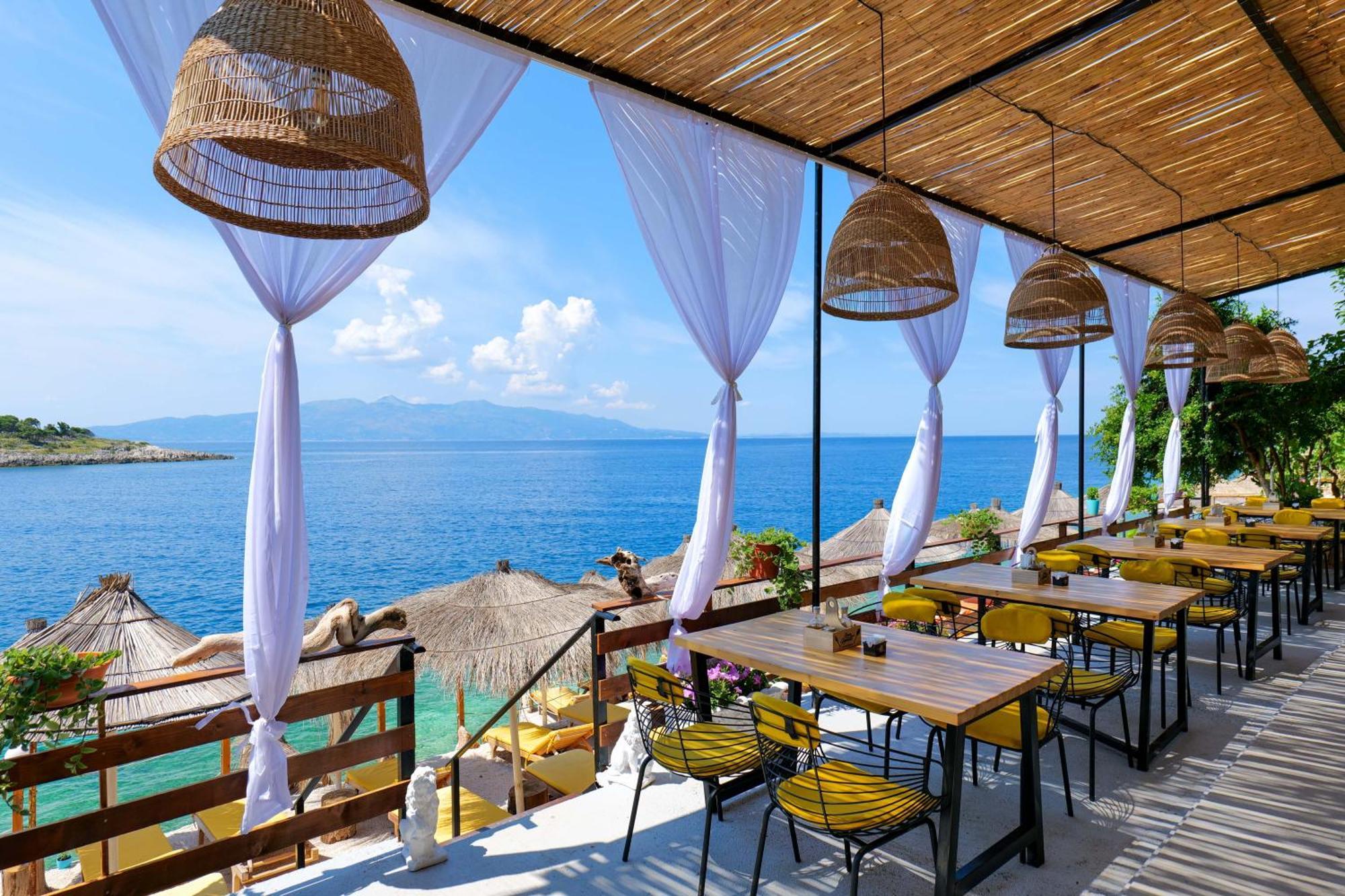 Nili Deluxe Hotel Sarande Ngoại thất bức ảnh